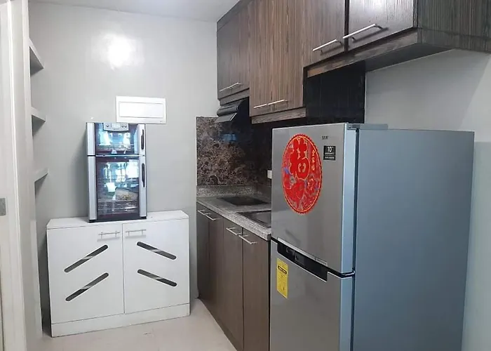 Spacious 2 Bedroom Unit With Pool * Manila