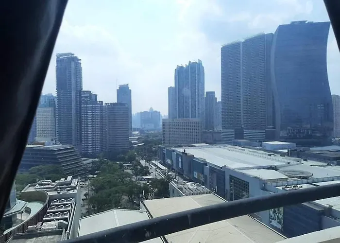 Spacious 2 Bedroom Unit With Pool Manila